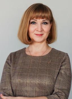 Комогорцева Ирина Николаевна.